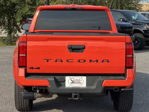 Used 2024 Toyota Tacoma TRD Sport AWD/4WD image 7