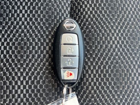 Used 2017 Nissan Rogue Sport SV w/ SV All-Weather Package image 25