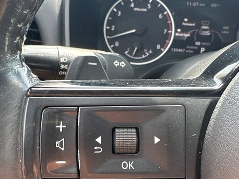 Used 2021 Nissan Rogue SV w/ Premium Package FWD image 16