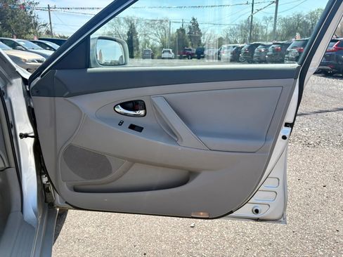 Used 2008 Toyota Camry Hybrid image 14