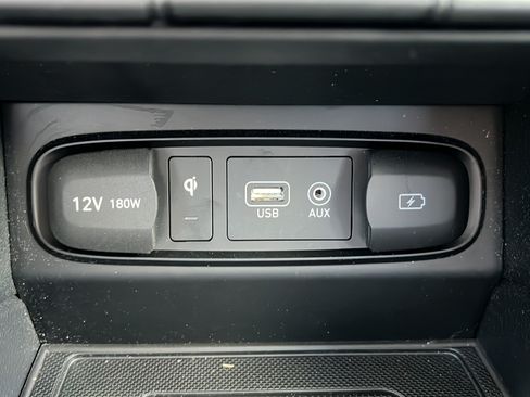 Used 2020 Hyundai Santa Fe SEL w/ Convenience + Premium Package FWD image 21