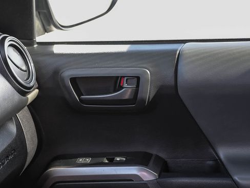 Certified 2023 Toyota Tacoma SR5 w/ Technology Package image 22