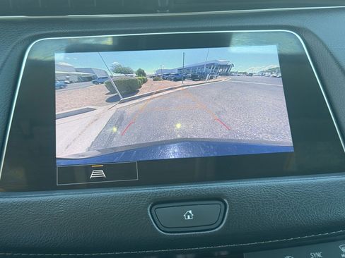 Used 2023 Cadillac XT4 Premium Luxury image 24