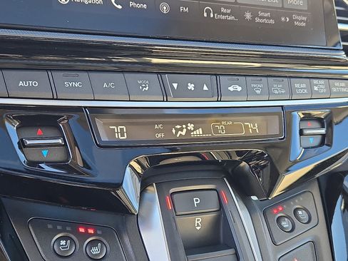 Certified 2025 Honda Odyssey Elite image 18