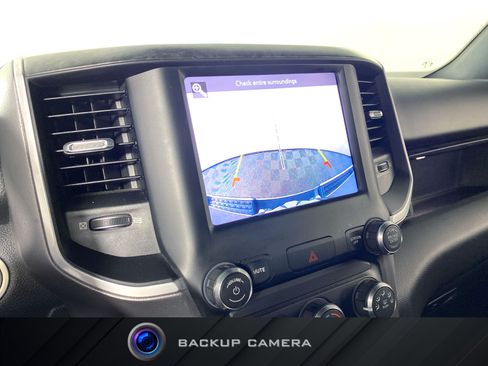 Used 2019 RAM 1500 Big Horn AWD/4WD image 4