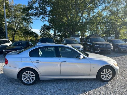 Used 2007 BMW 328xi Sedan image 4