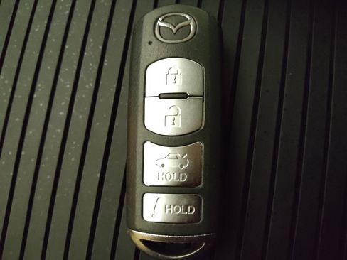 Used 2017 MAZDA MAZDA6 Sport image 32