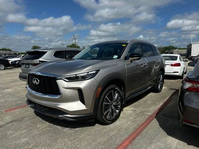 Used 2023 INFINITI QX60 Sensory w/ Cargo Package