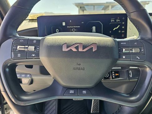 Used 2024 Kia EV9 GT-Line AWD/4WD image 25
