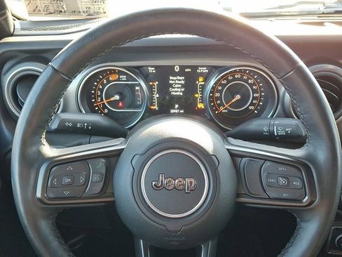 Certified 2023 Jeep Wrangler Willys image 23