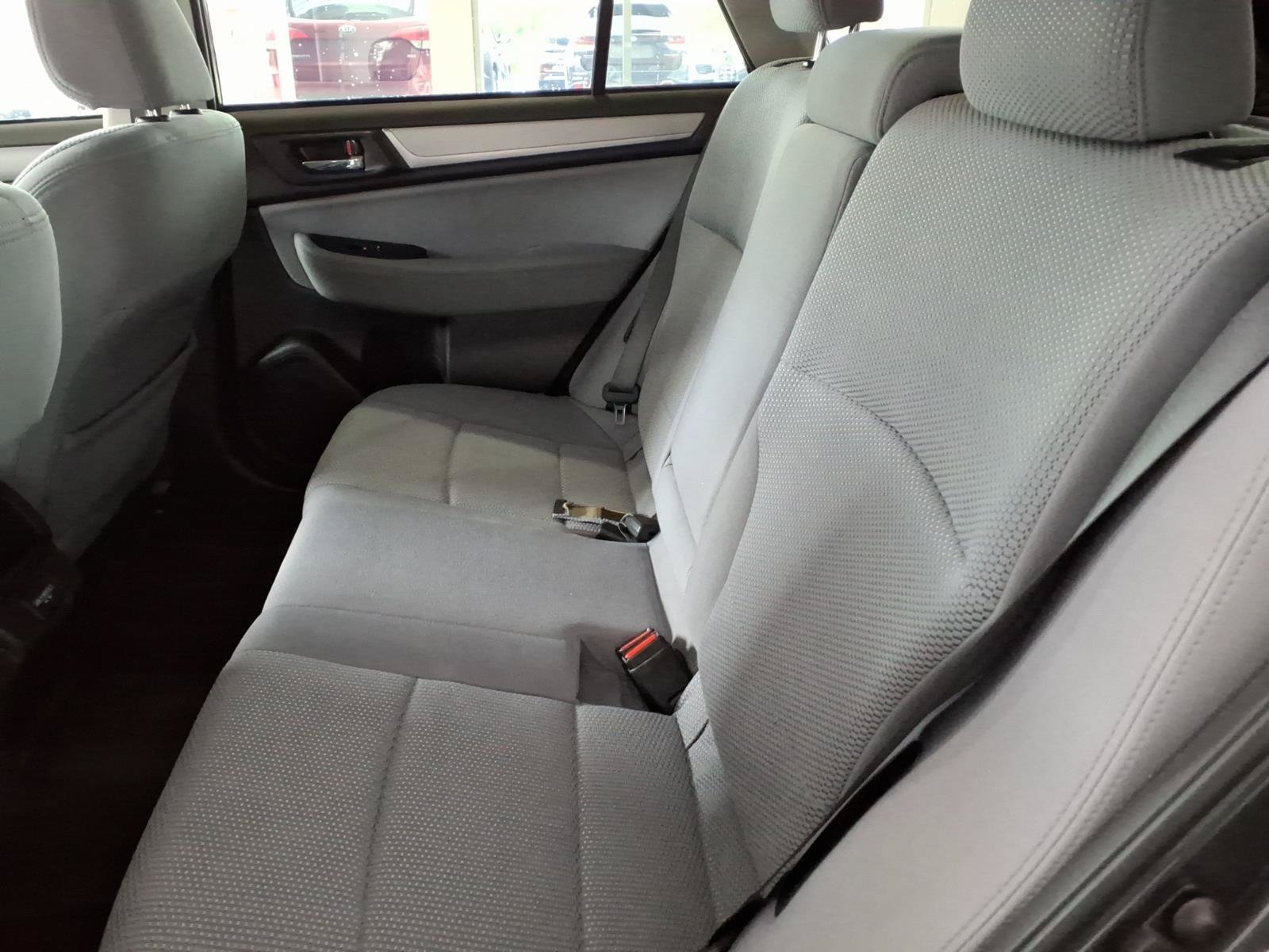 Used 2018 Subaru Outback 2.5i Premium AWD/4WD image 14