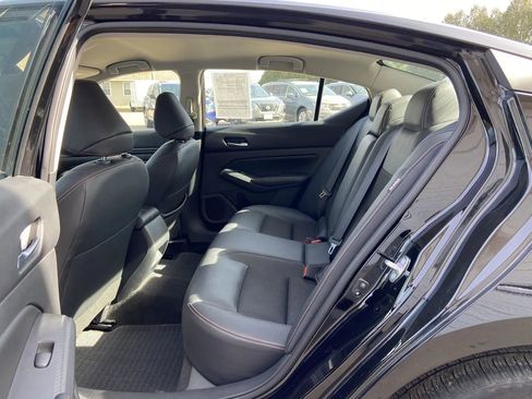 Used 2022 Nissan Altima 2.5 SR image 21