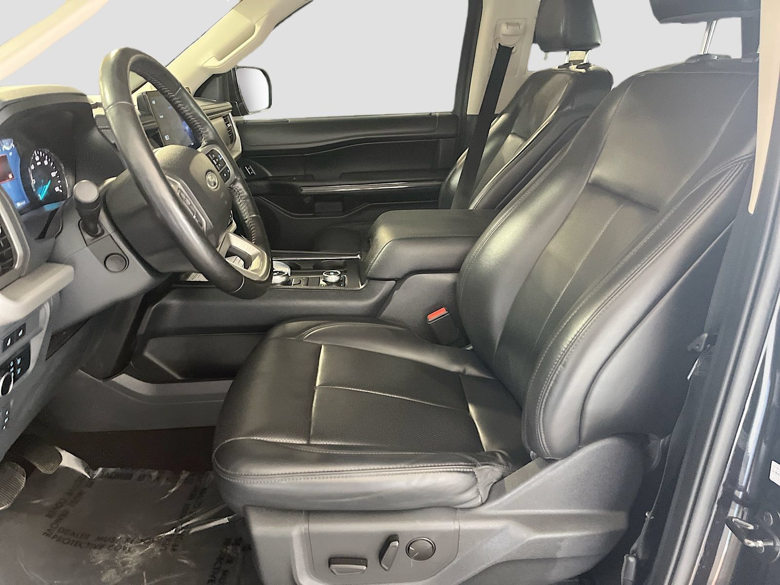 Used 2024 Ford Expedition XLT AWD/4WD image 21