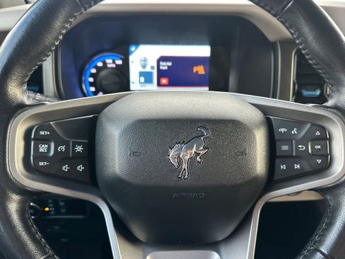 Used 2023 Ford Bronco Wildtrak image 24