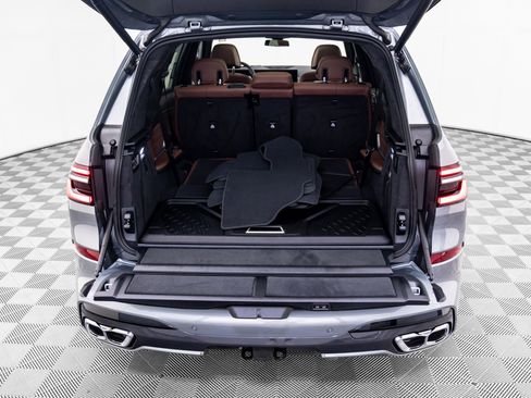 New 2025 BMW X7 M60i image 30