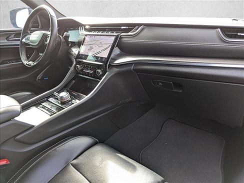 Used 2023 Jeep Grand Cherokee Overland w/ Advanced Protech Group III image 23