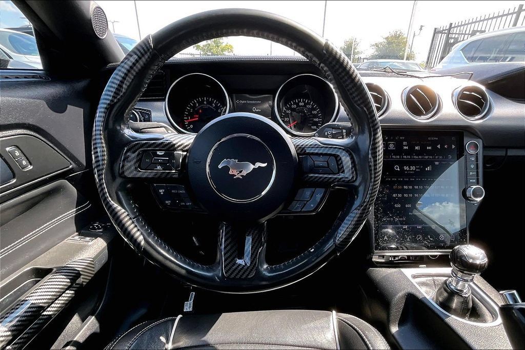 Used 2018 Ford Mustang GT RWD image 6