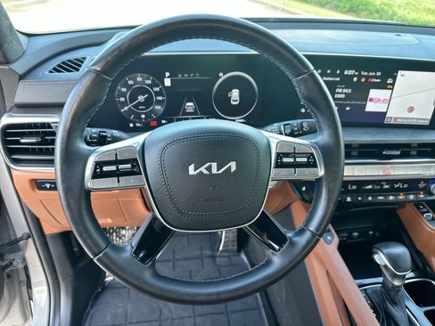 Used 2024 Kia Telluride SX Prestige X-Pro AWD/4WD image 14