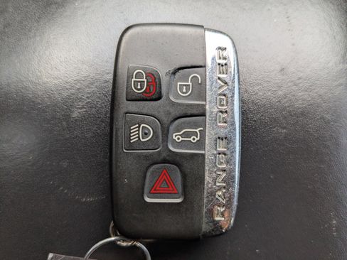 Used 2017 Land Rover Range Rover HSE AWD/4WD image 31