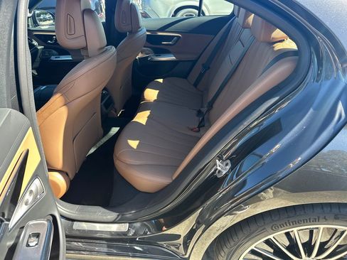 New 2026 Mercedes-Benz E 350 4MATIC Sedan image 23