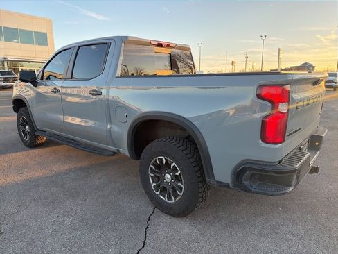 Used 2024 Chevrolet Silverado 1500 ZR2 w/ Technology Package image 4