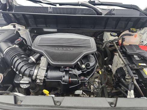 Used 2018 GMC Acadia SLT image 42