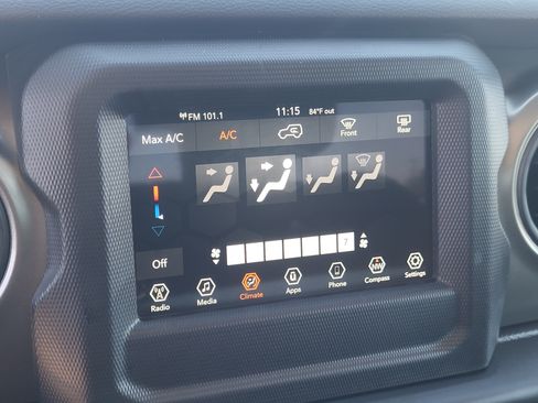 Used 2023 Jeep Wrangler Sport AWD/4WD image 17