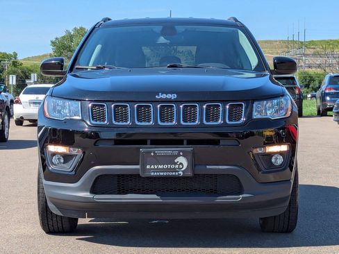 Used 2020 Jeep Compass Latitude w/ Cold Weather Group AWD/4WD image 6