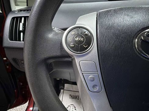 Used 2014 Toyota Prius Two image 16