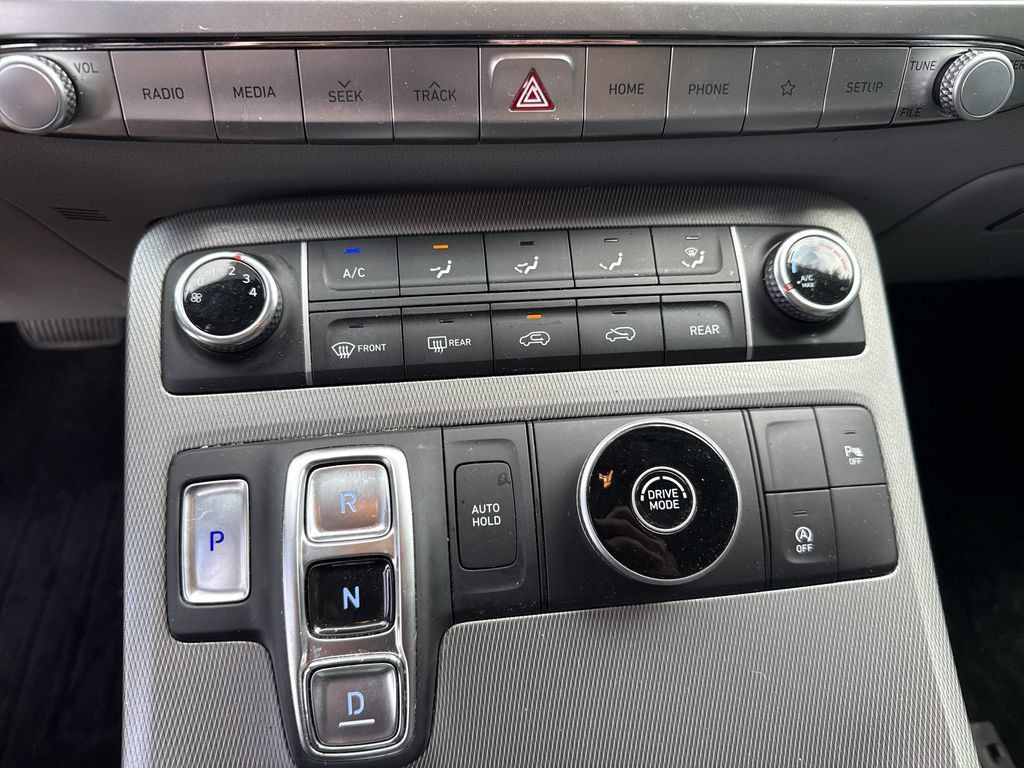 Used 2020 Hyundai Palisade SE FWD image 25