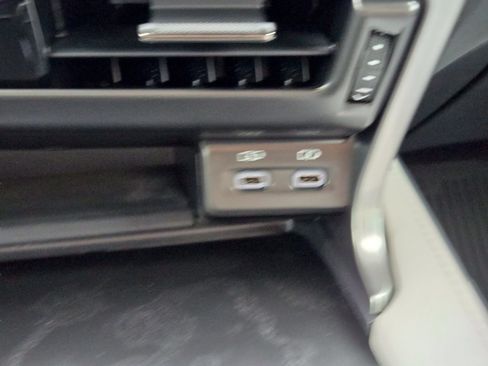 Used 2025 Lexus RX 350 Premium w/ Convenience Package FWD image 18