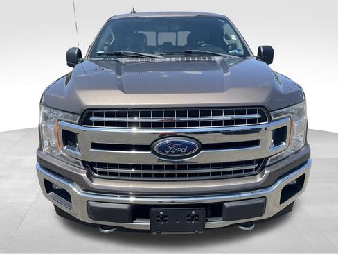 Used 2018 Ford F150 XLT w/ Equipment Group 302A Luxury AWD/4WD image 11