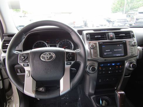 Used 2017 Toyota 4Runner Limited RWD image 16