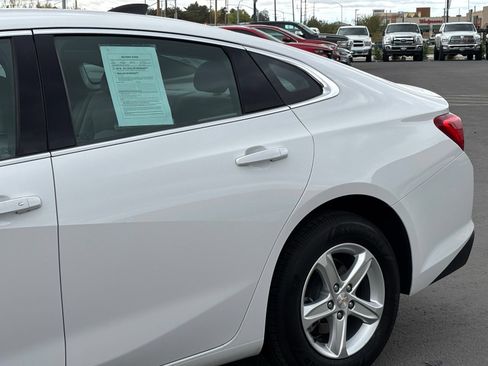 Used 2023 Chevrolet Malibu LS FWD image 7