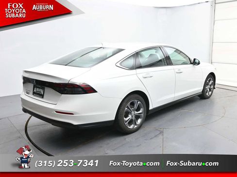 Used 2024 Honda Accord EX image 17