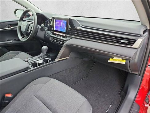 Used 2026 Toyota Camry LE FWD image 21