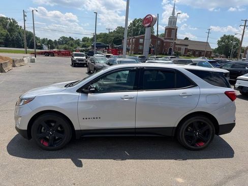 Used 2019 Chevrolet Equinox LT FWD image 4