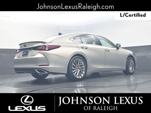 Certified 2022 Lexus ES 350 Ultra Luxury image 20