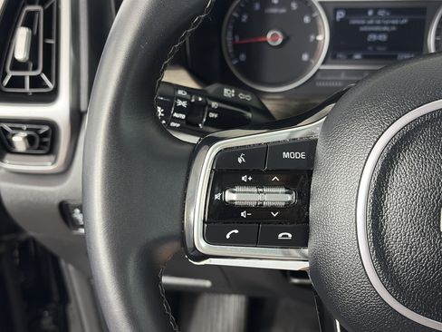 Certified 2023 Kia Sorento X-Line EX AWD/4WD image 31
