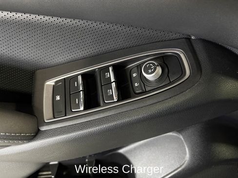 Used 2023 Subaru Ascent Limited AWD/4WD image 8