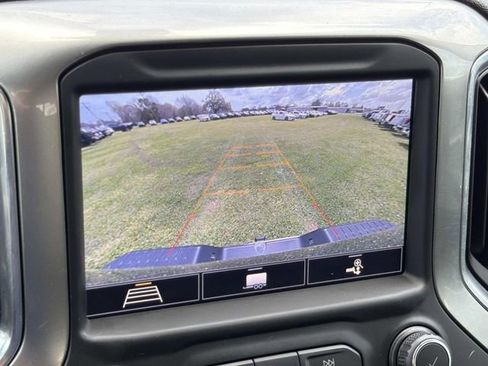 Used 2020 Chevrolet Silverado 2500 LTZ w/ LTZ Convenience Package image 31