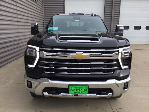 New 2026 Chevrolet Silverado 2500 LTZ w/ LTZ Premium Package image 3