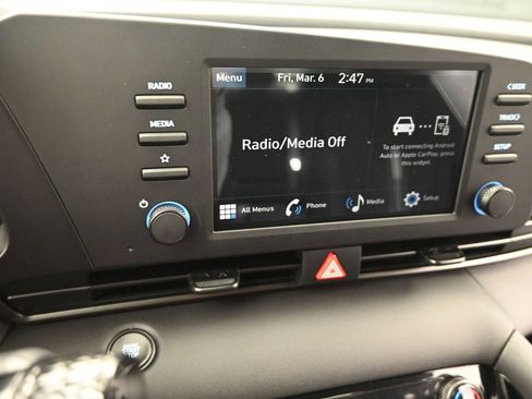 New 2026 Hyundai Elantra SEL Sport Premium image 17