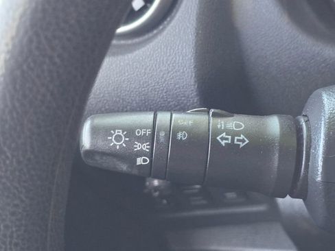 Used 2008 Nissan Rogue SL w/ Premium Pkg image 23