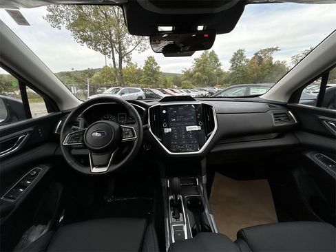 New 2025 Subaru Ascent Limited image 12