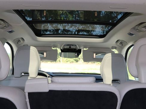 Used 2019 Volvo XC90 T6 Momentum w/ Advanced Package AWD/4WD image 8