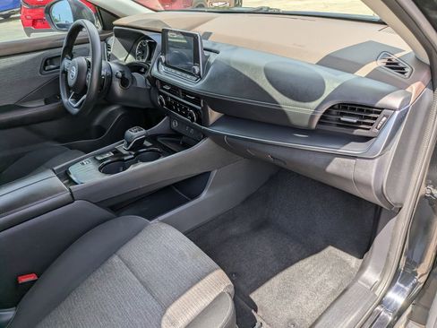 Used 2021 Nissan Rogue S FWD image 13