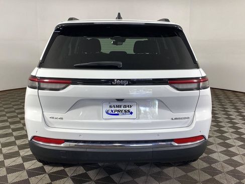 Used 2023 Jeep Grand Cherokee Laredo w/ Luxury Tech Group I AWD/4WD image 82