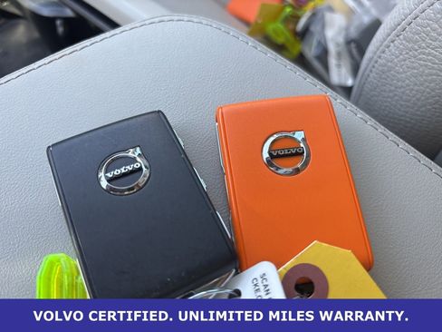 Certified 2023 Volvo XC90 B6 Plus w/ Protection Package Premier image 27