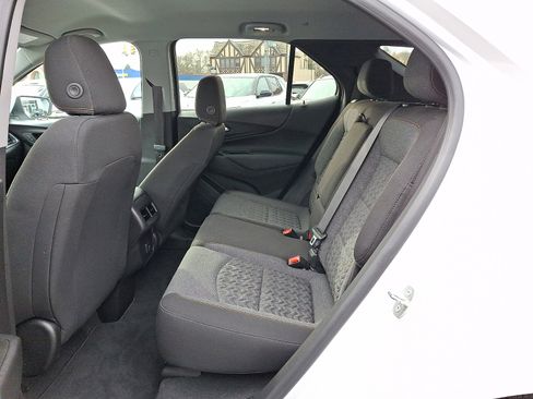 Certified 2022 Chevrolet Equinox LT image 9